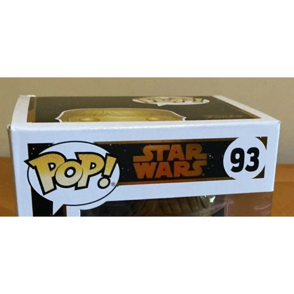 Funko Pop! Luke‎ Skywalker 93 Walmart Exclusive Gold Star Wars Disney Vinyl Toy